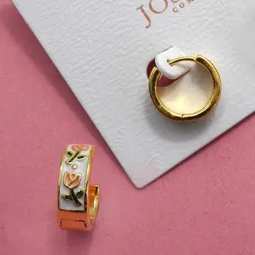 Vintage Floral Huggie Earring - The Nines