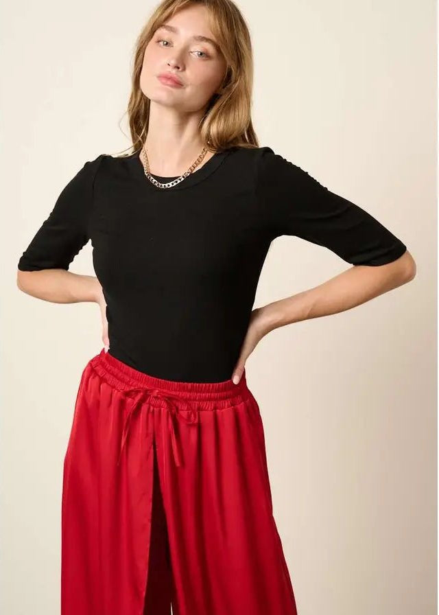 Round Neck 3/4 Sleeve Rib Knit Top - The Nines