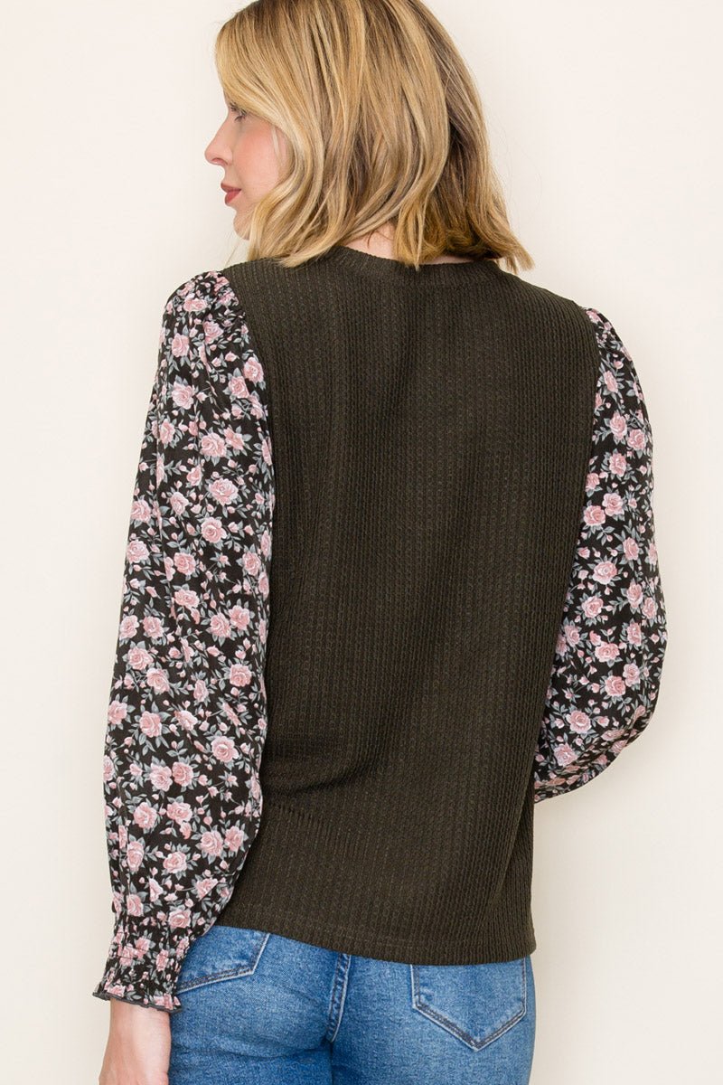 Floral Sleeve Tops - 2 Colors! - The Nines