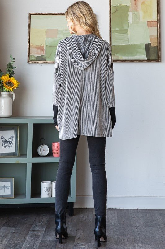 Kind Heart Contrast Hoodie - The Nines