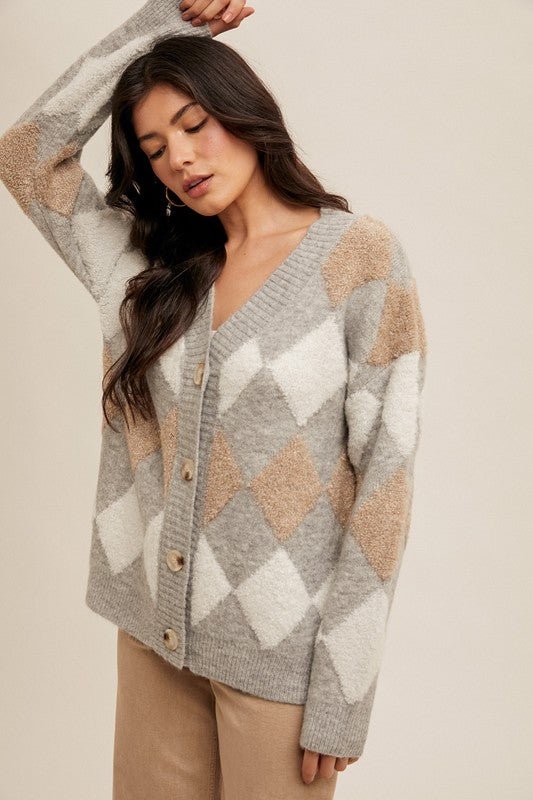 Diamond Pattern Sweater Cardigan - The Nines