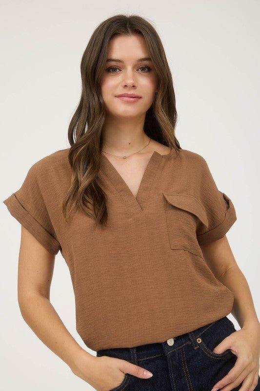 Pocket V - neck - The Nines