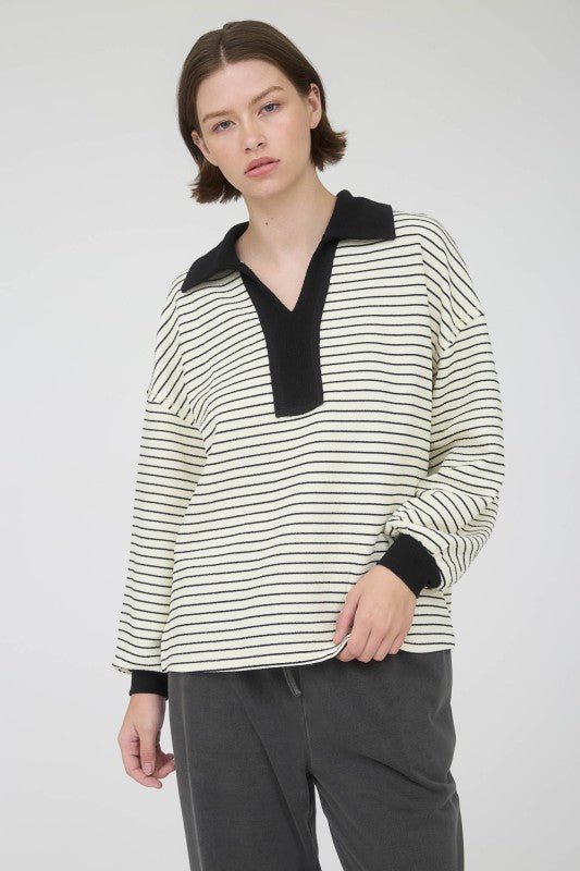 Contrast Collar Top - The Nines