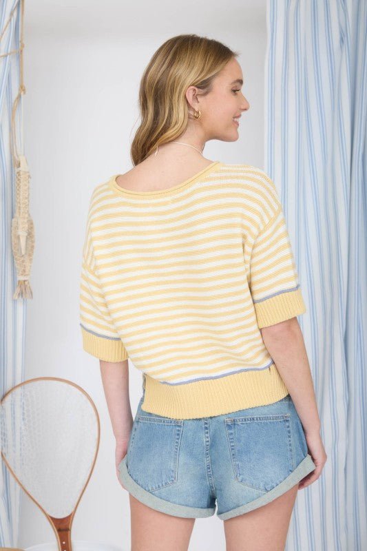 Butter Yellow Trim Short Sleeve Sweater - The Nines