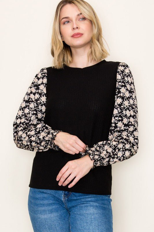 Floral Sleeve Tops - 2 Colors! - The Nines