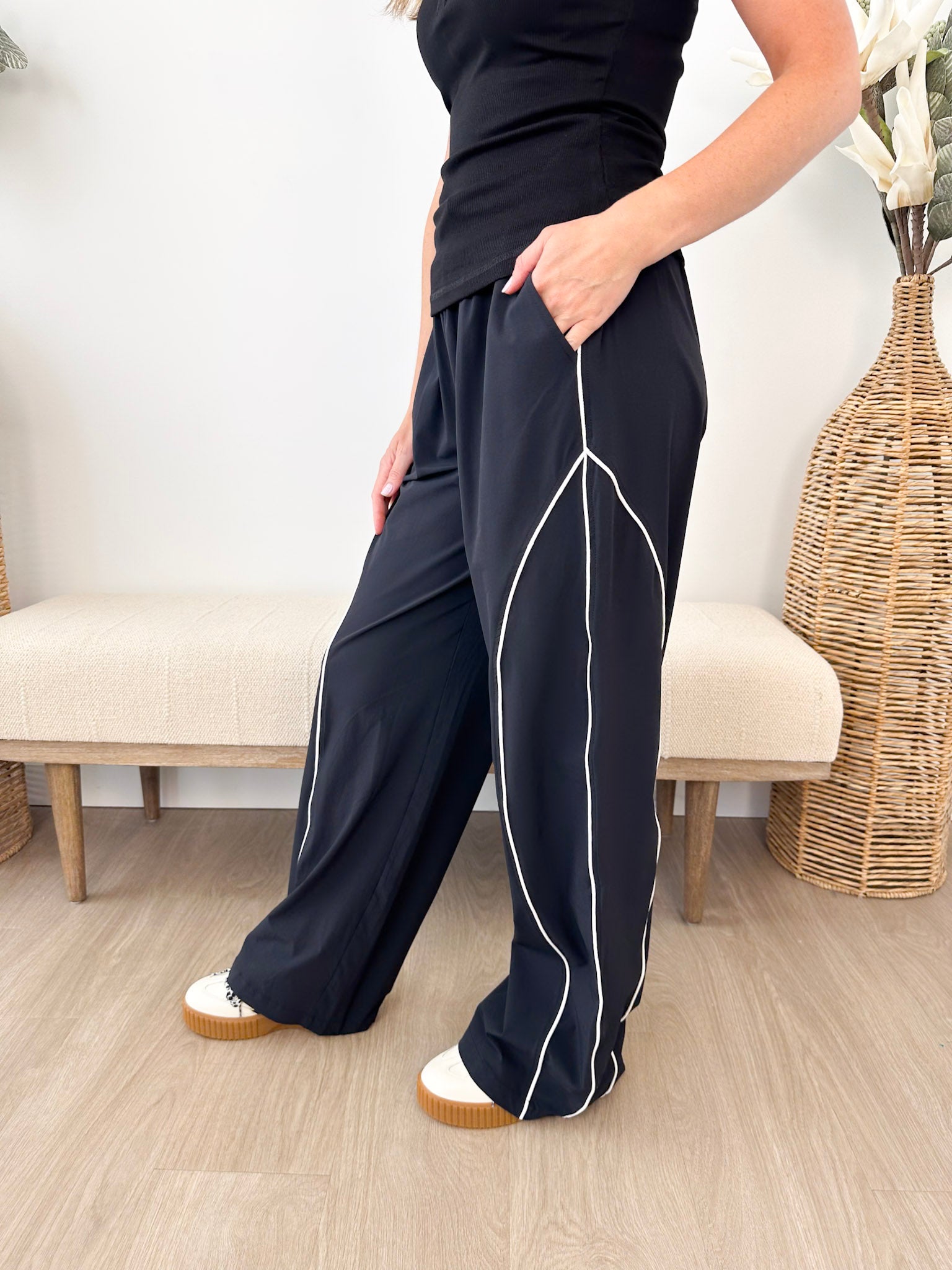 NovaFlex Track Pant - The Nines