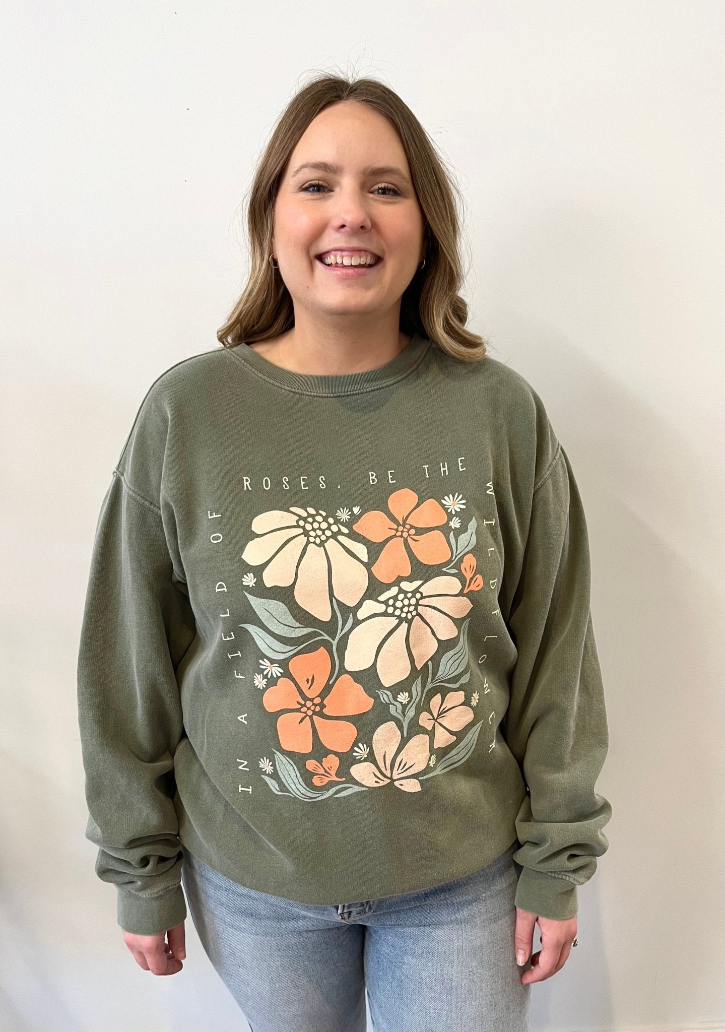 Olive Wildflowers Crewneck - The Nines