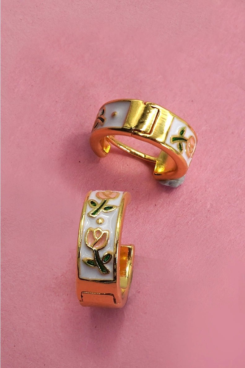 Vintage Floral Huggie Earring - The Nines