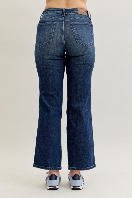 Judy Blue Classic Dark Wash Straight - The Nines