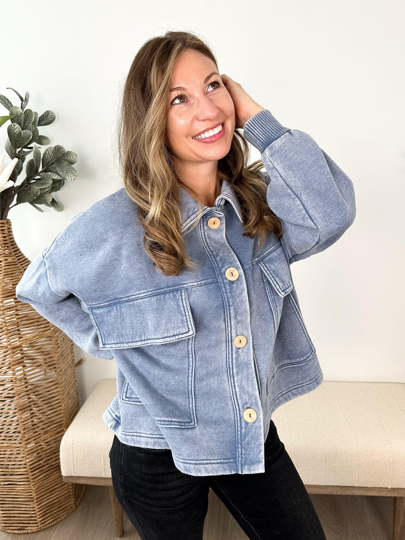 Front Pocket Cropped Shacket - The Nines