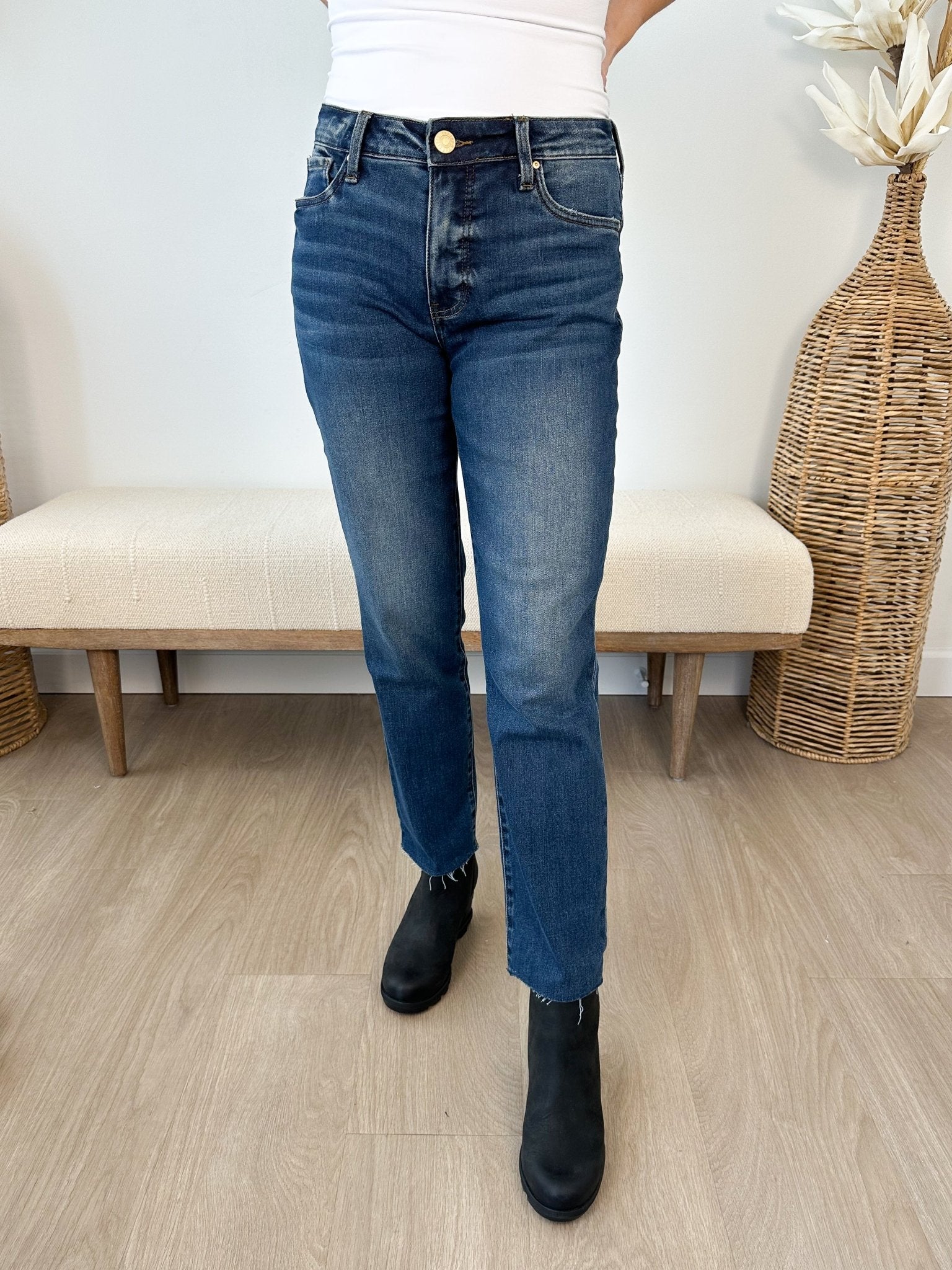 Kut From The Kloth Reese Ankle Straight - FINAL SALE! - The Nines