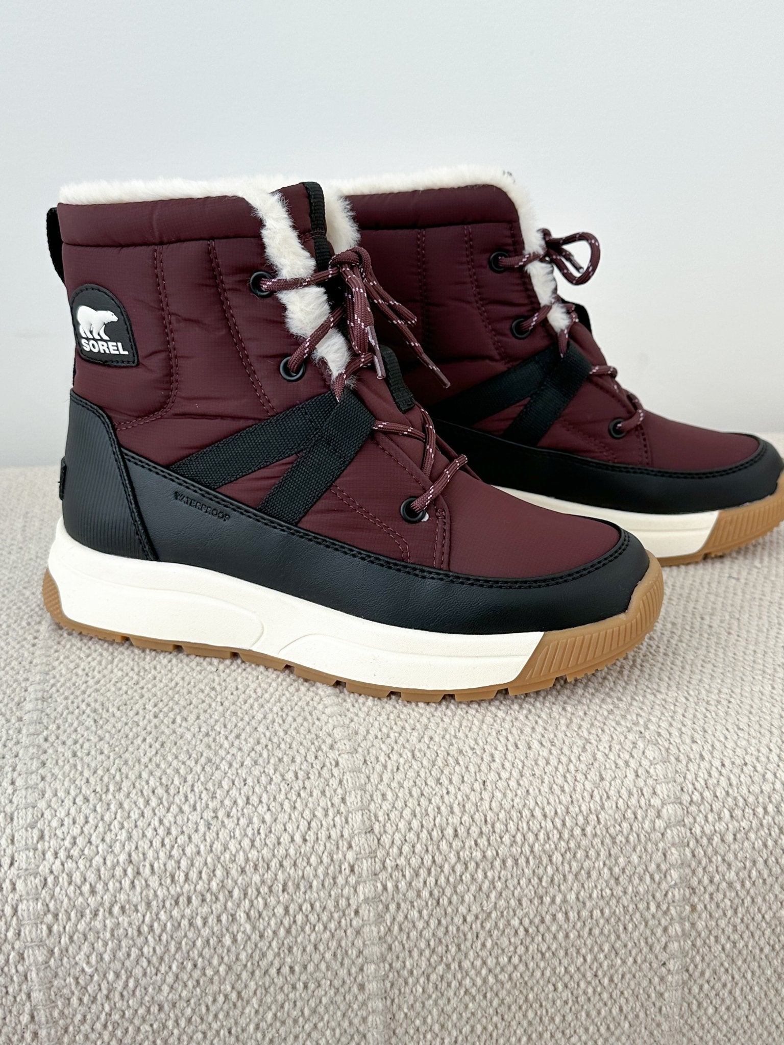 Sorel Whitney III Mid WP - The Nines