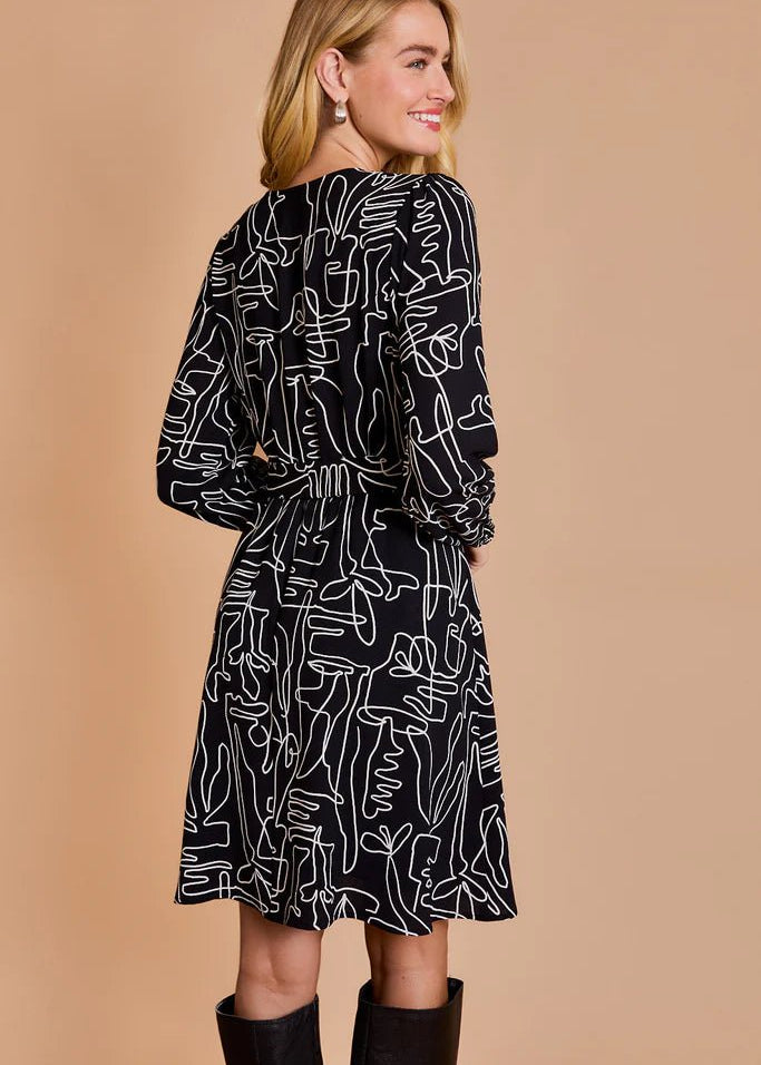 Black & White Abstract Print Dress - The Nines