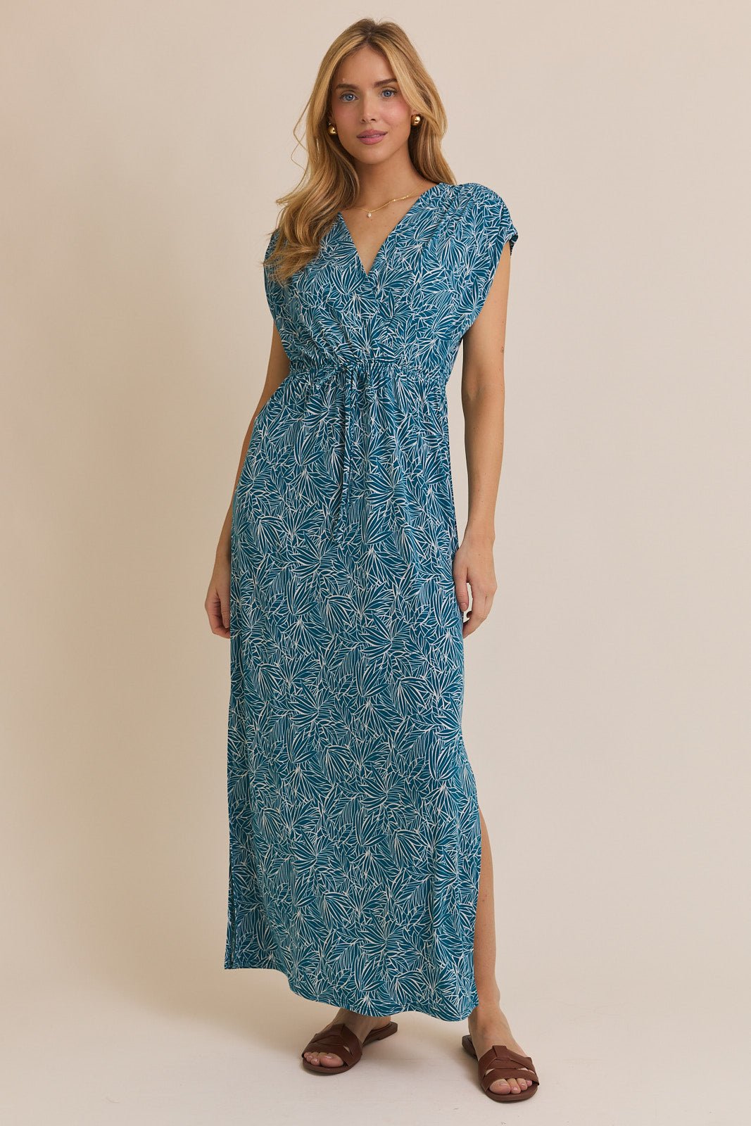 Teal & White Wrinkle Free Maxi Dress - The Nines