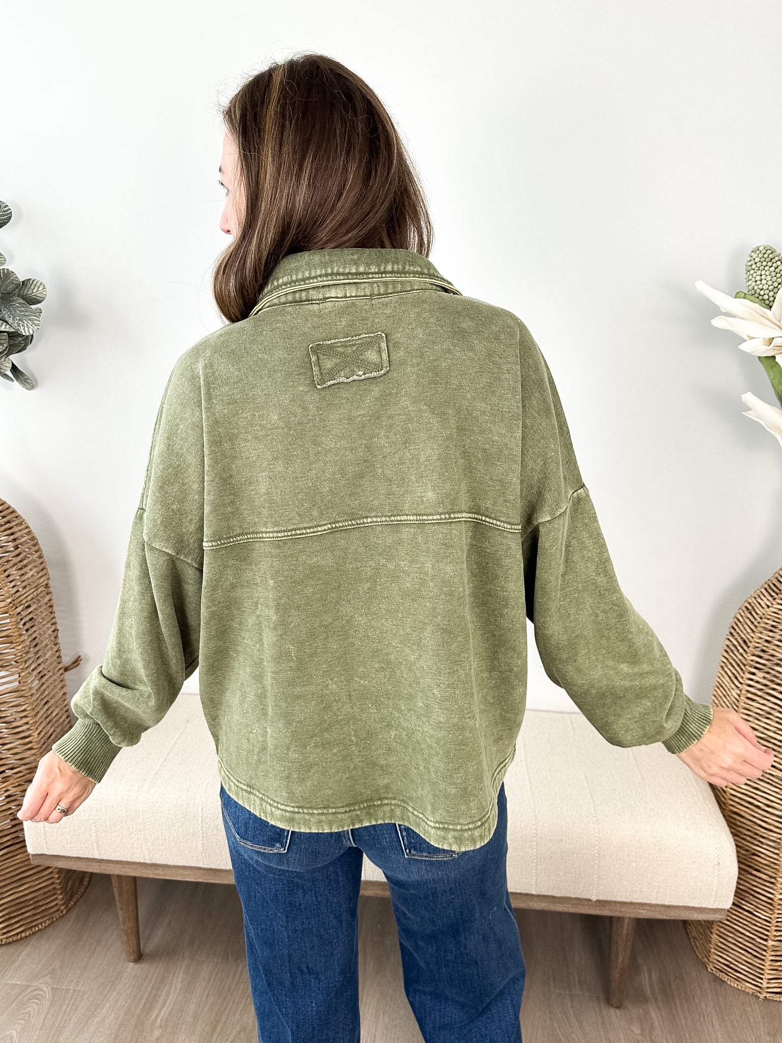 Front Pocket Cropped Shacket - The Nines