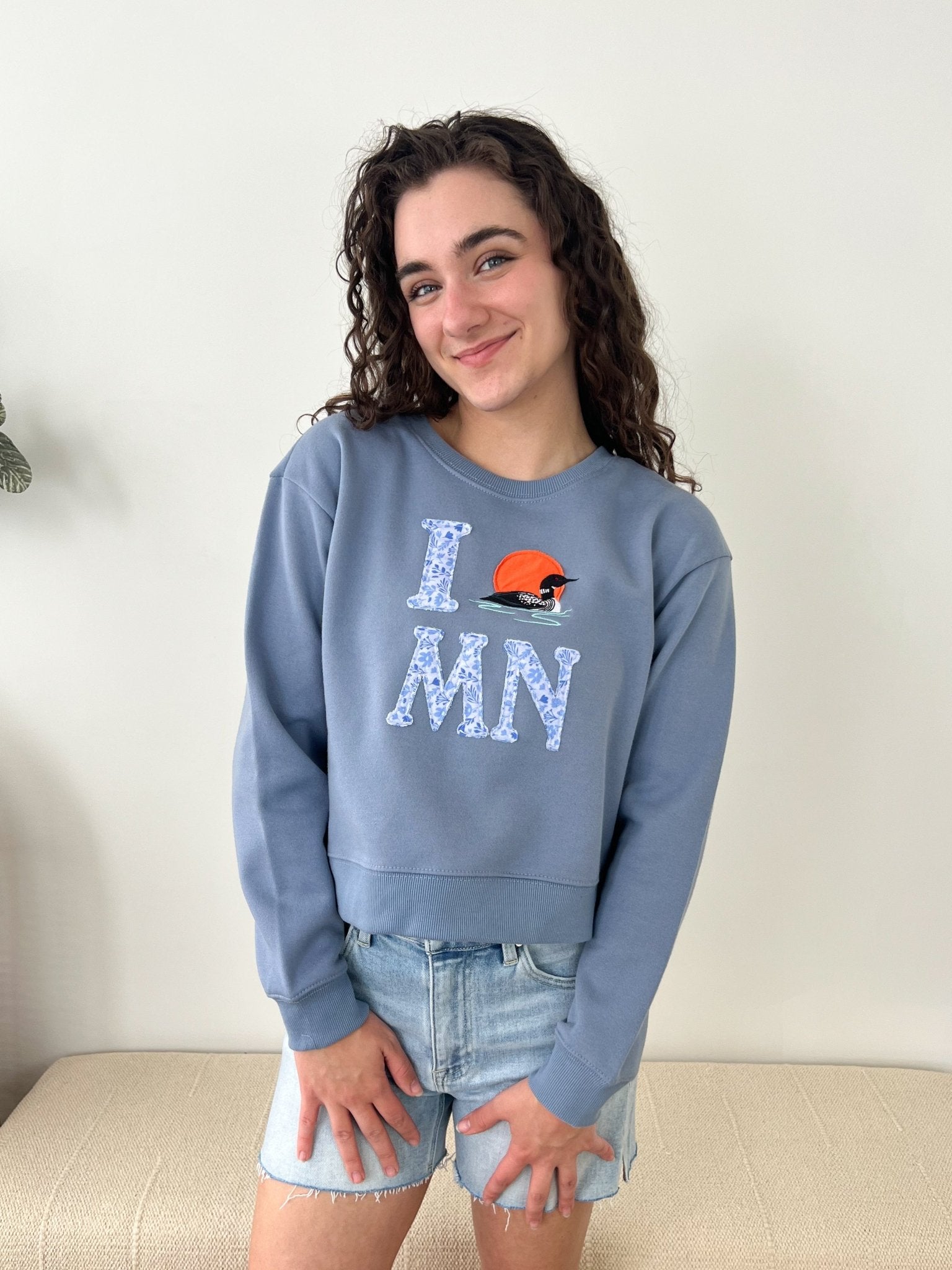 Looney for Minnesota cropped crew - The Nines