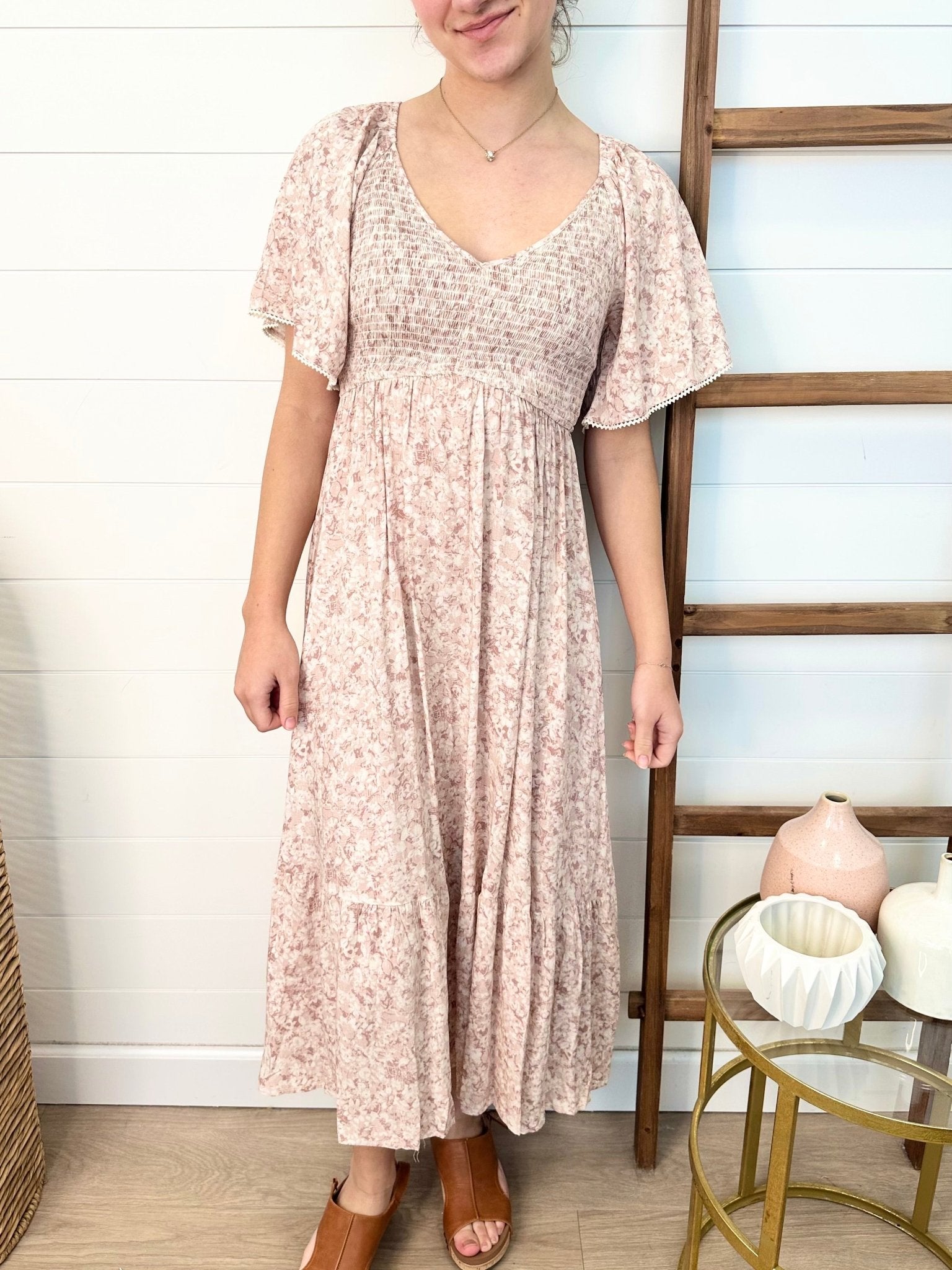 Mauve Flutter Sleeve Maxi Dress - The Nines