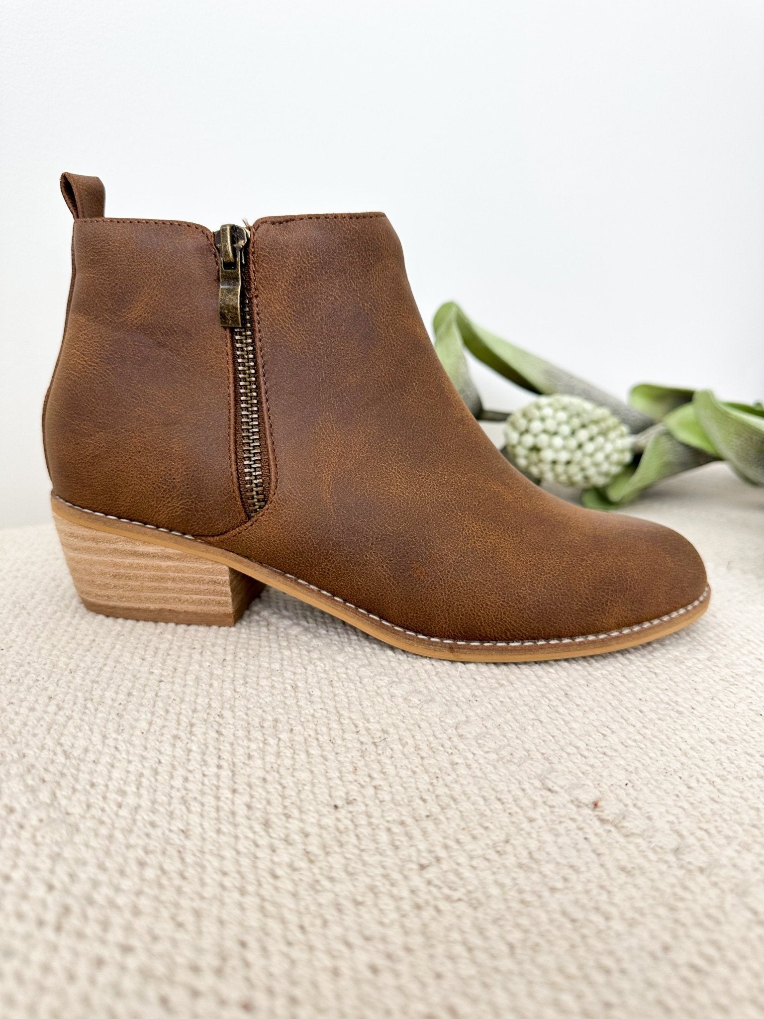 Corkys Don't Be A Stranger Boot - The Nines