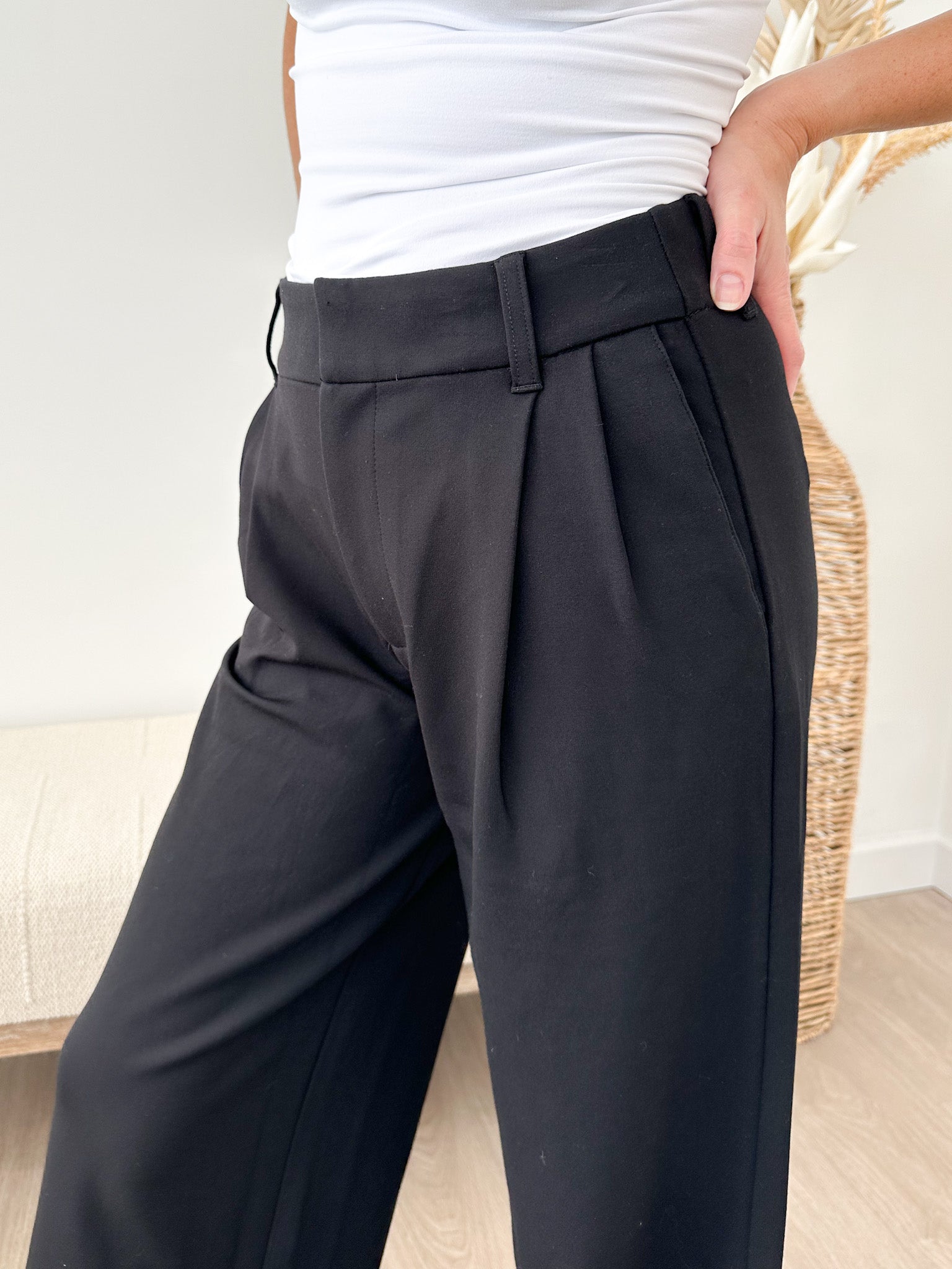 Cheryl Super High Rise Wide Leg Trouser - The Nines