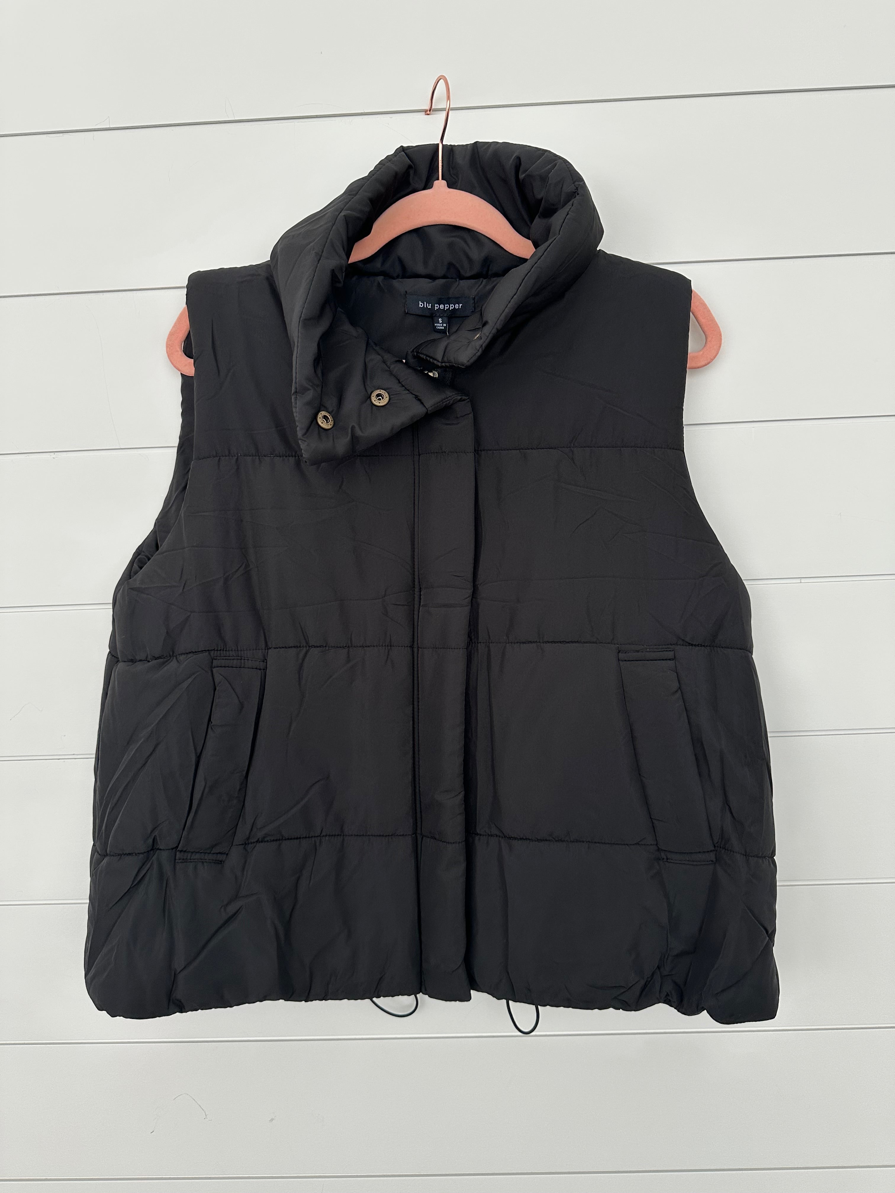 Chloe Puffer Vests Colors! – The Nines