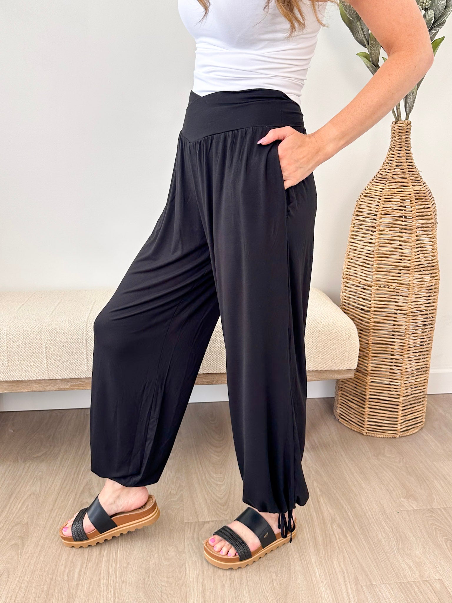 V-Crossover Pants - The Nines