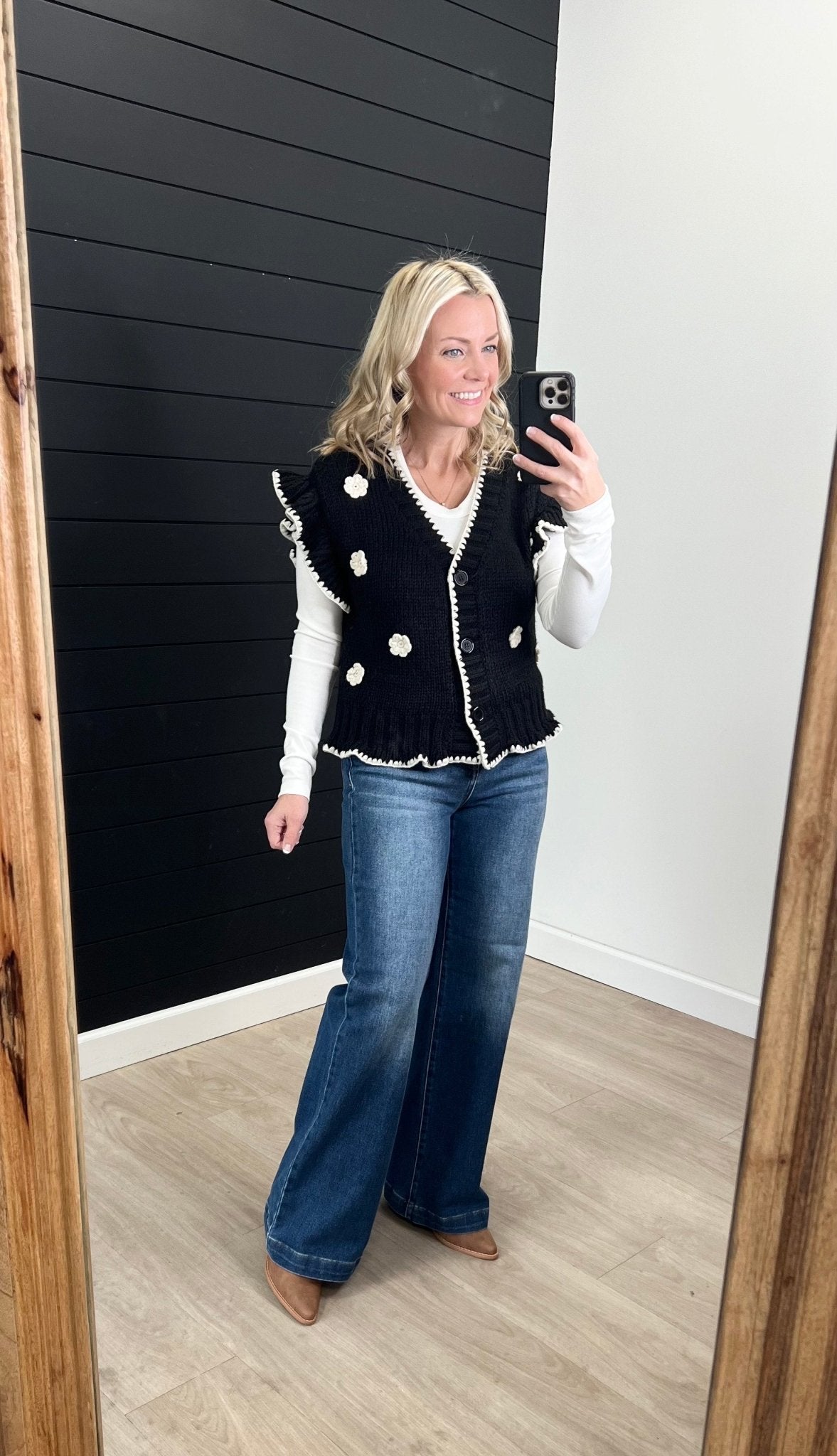 Crochet Flower Sweater Top - 2 Colors - The Nines