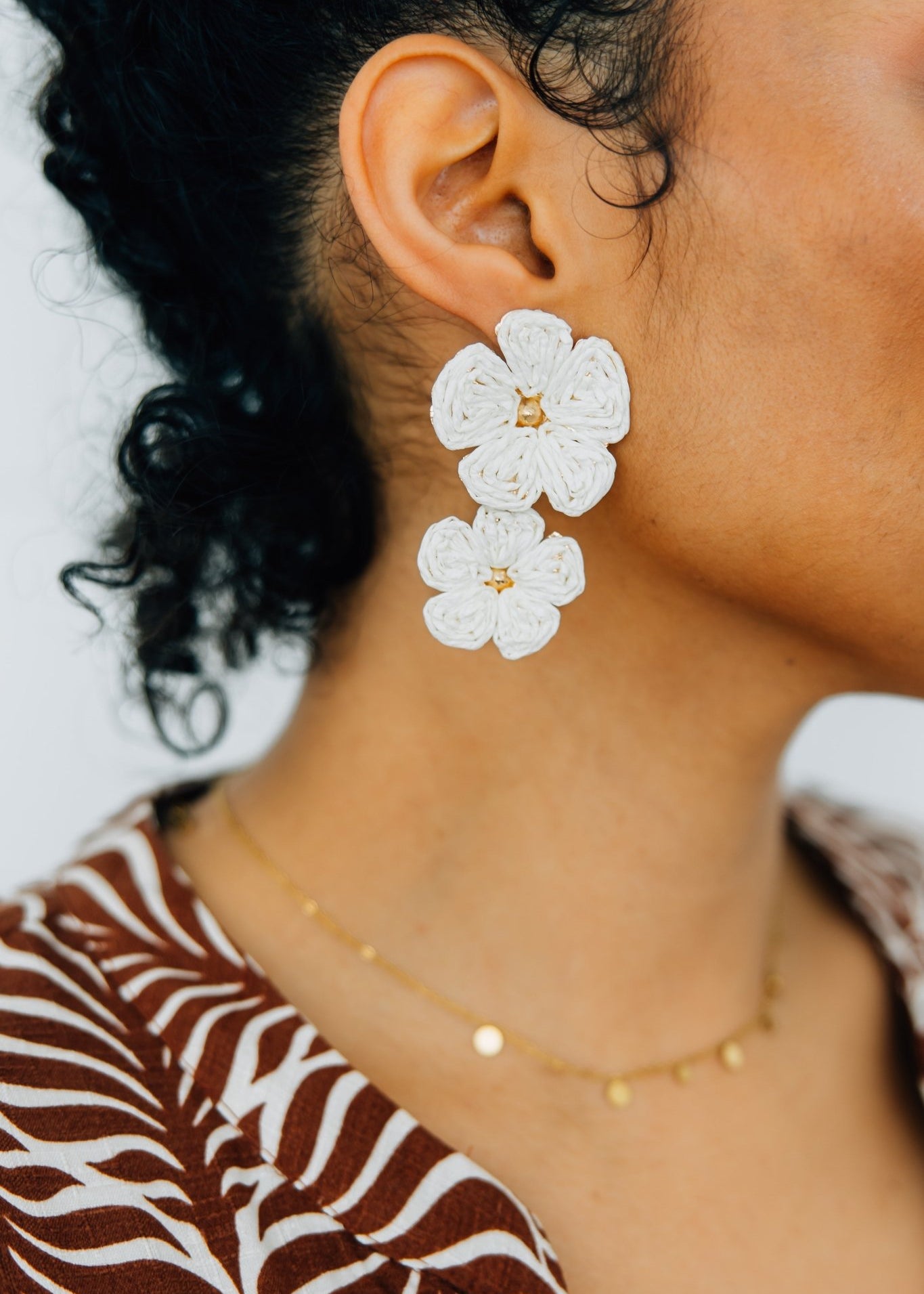 Cream Floral Earrings - The Nines