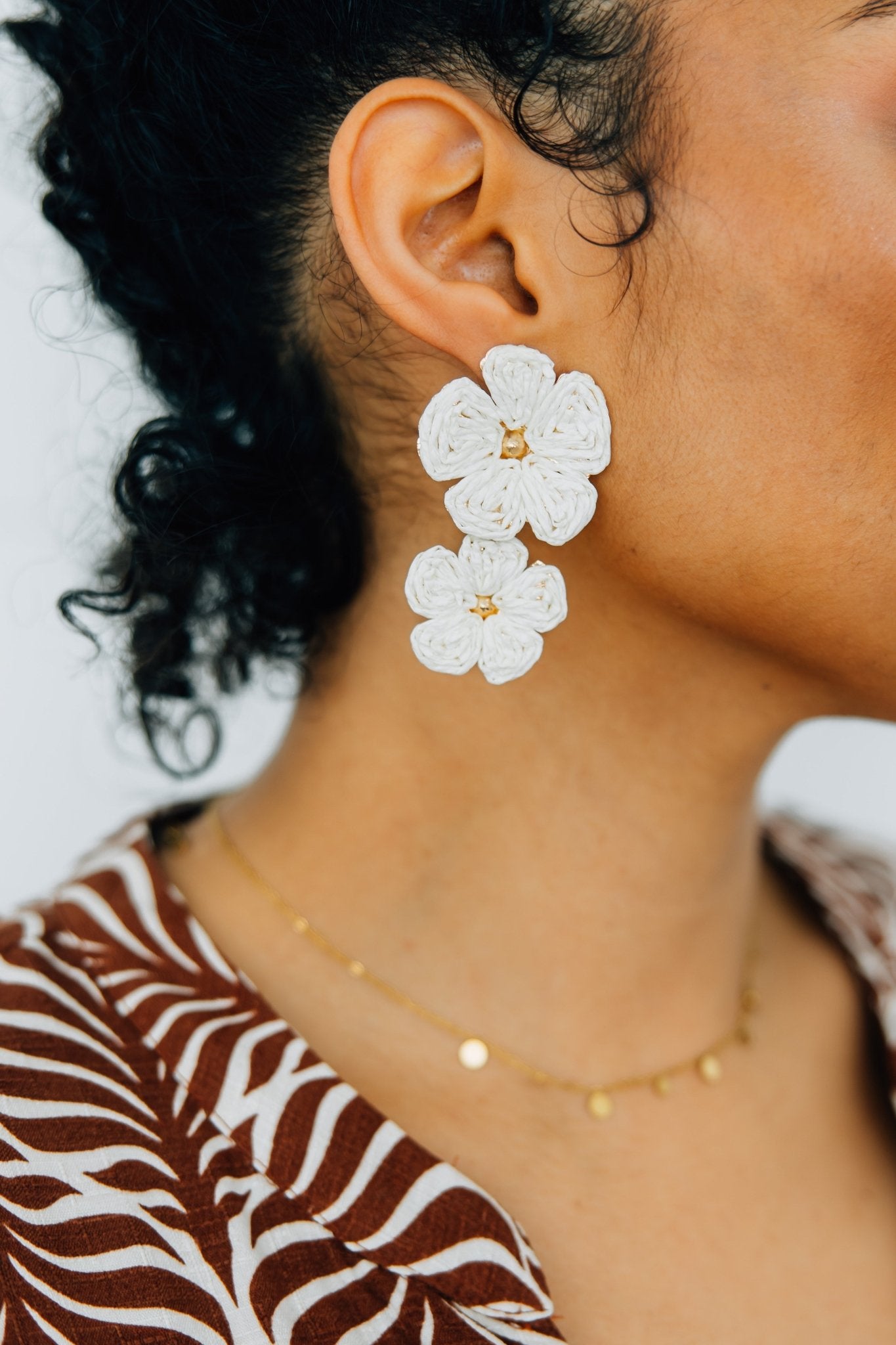 Cream Floral Earrings - The Nines