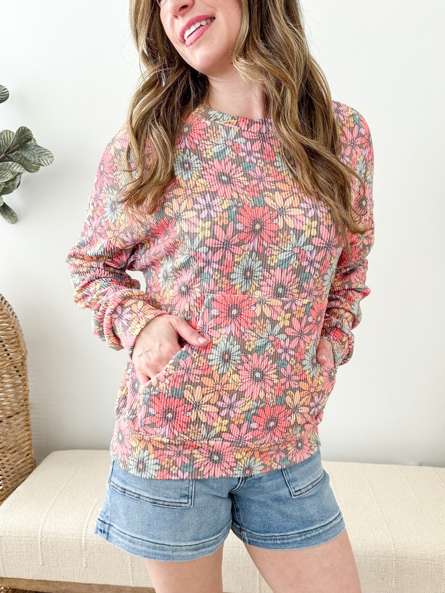 Vintage Floral Pocket Pullover - The Nines