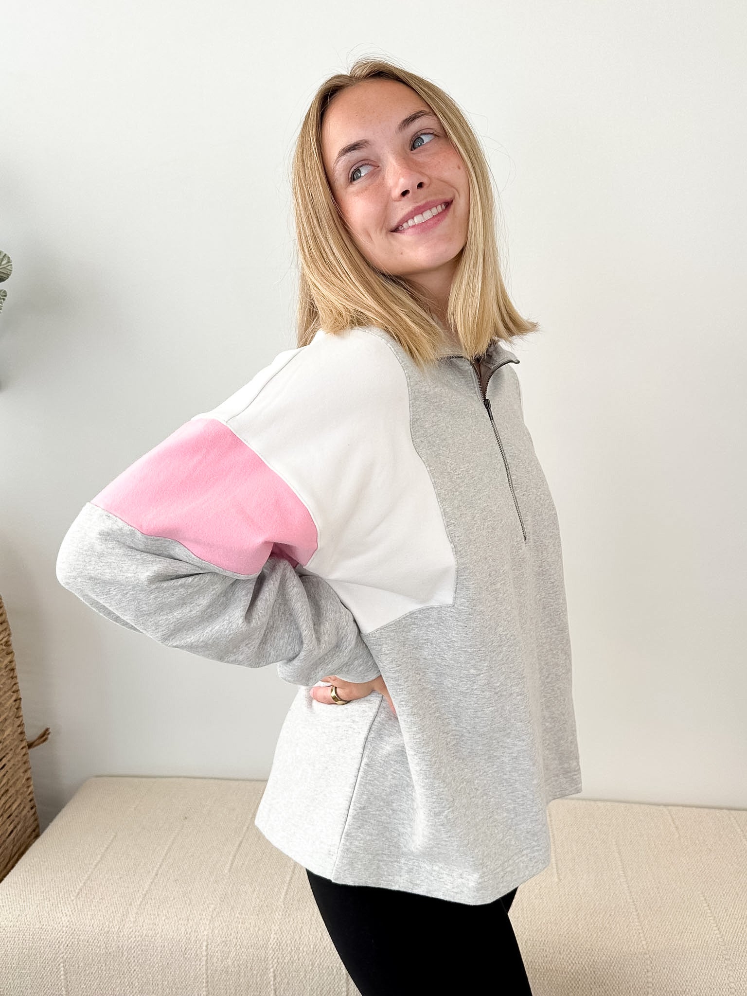 Colorblock Half Zip Sweatshirt - The Nines