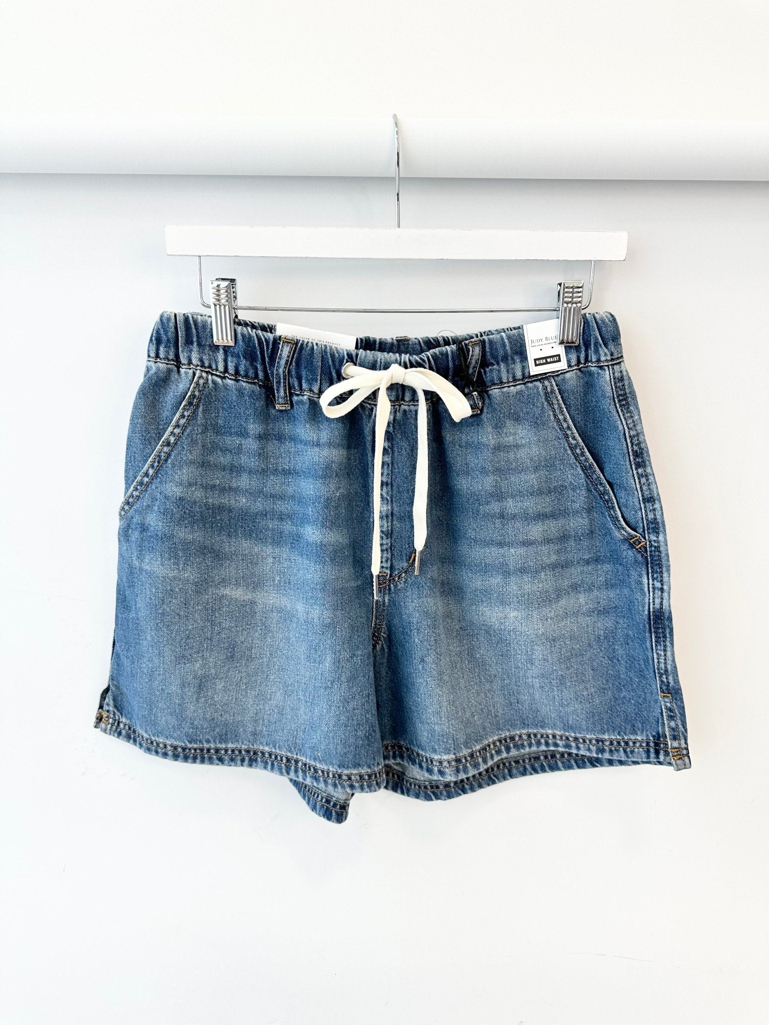Judy Blue Medium Wash Featherweight Shorts - The Nines