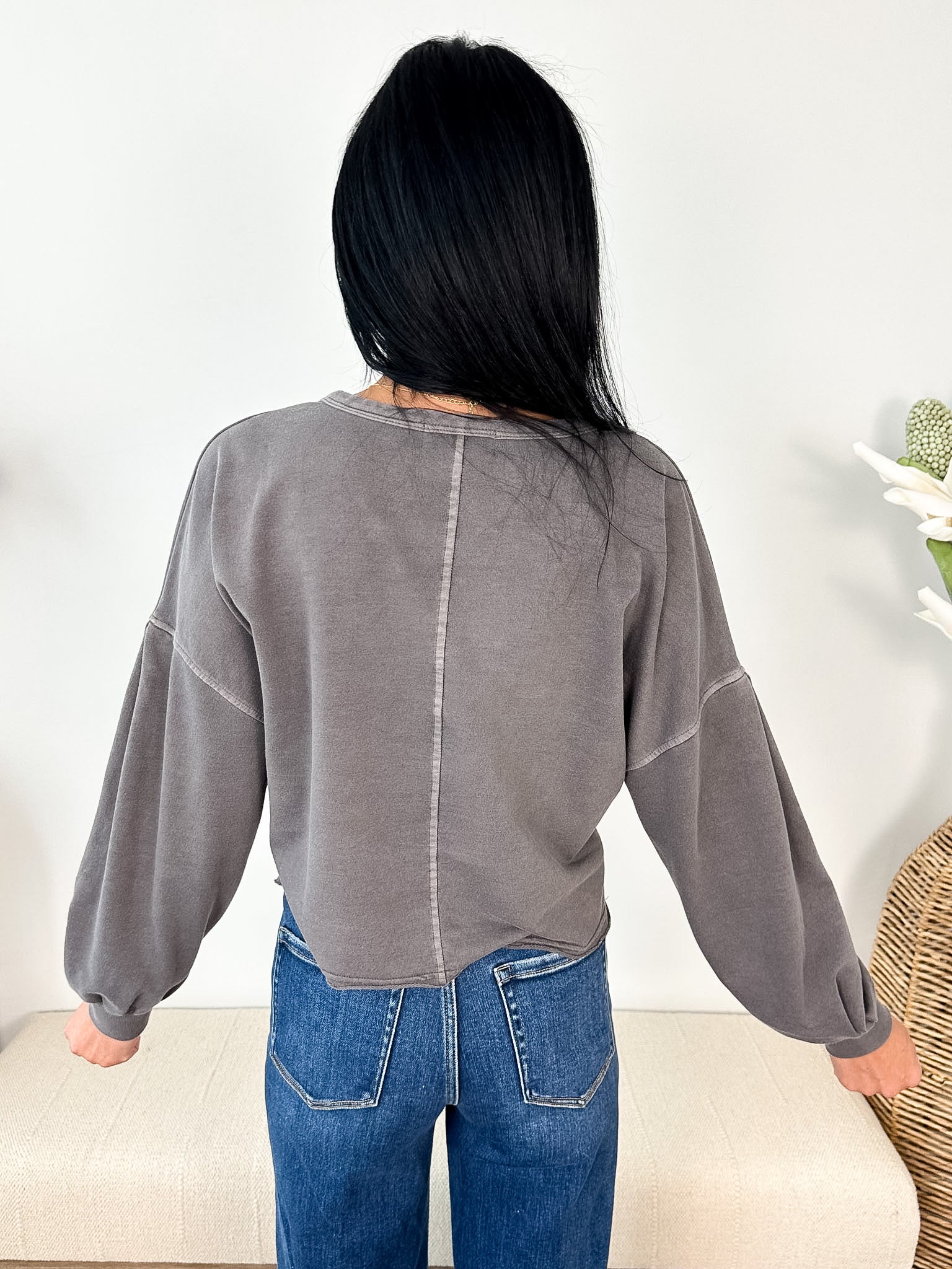 Notch Neck Boxy Long Sleeve Crop Top - The Nines