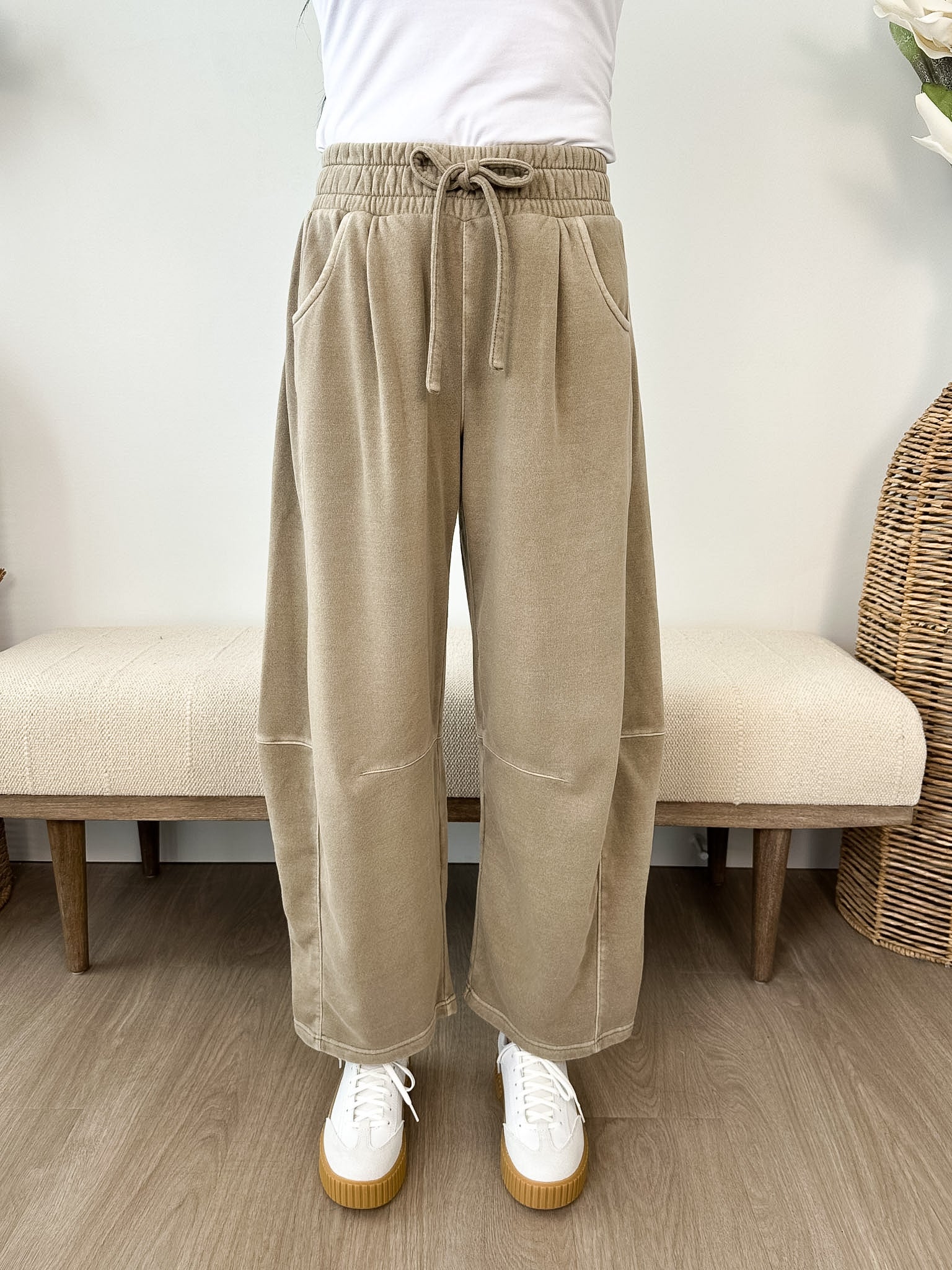 Smocked Waist Drawstring Barrel Leg Sweatpants - The Nines