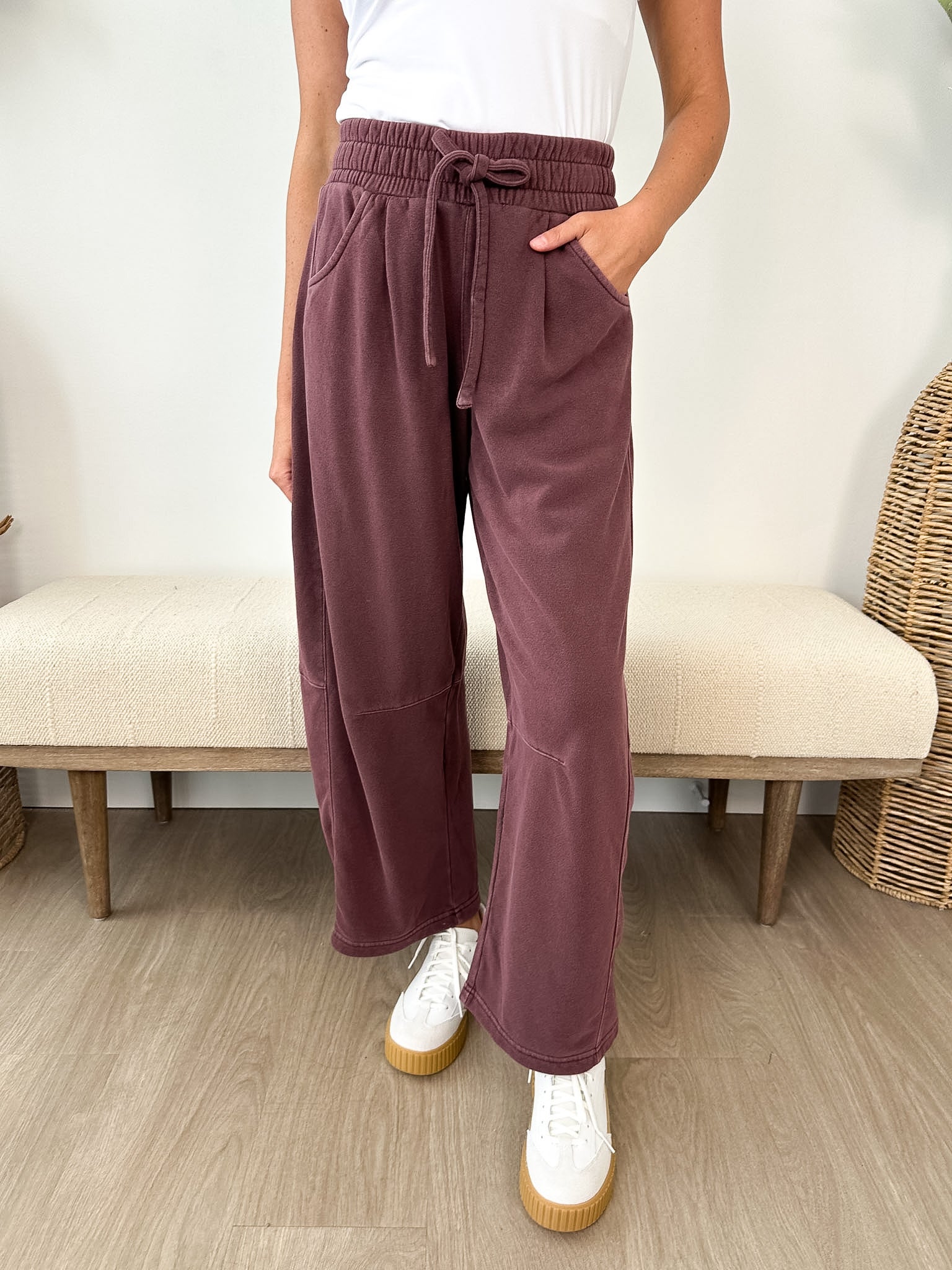 Smocked Waist Drawstring Barrel Leg Sweatpants - The Nines