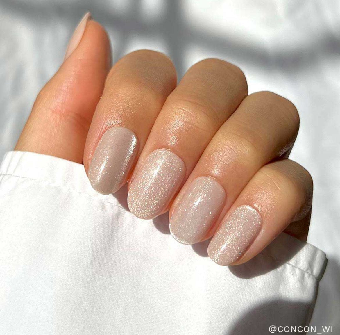 Glamnetic Pure Intentions Press - On Nails Iridescent Hue - The Nines