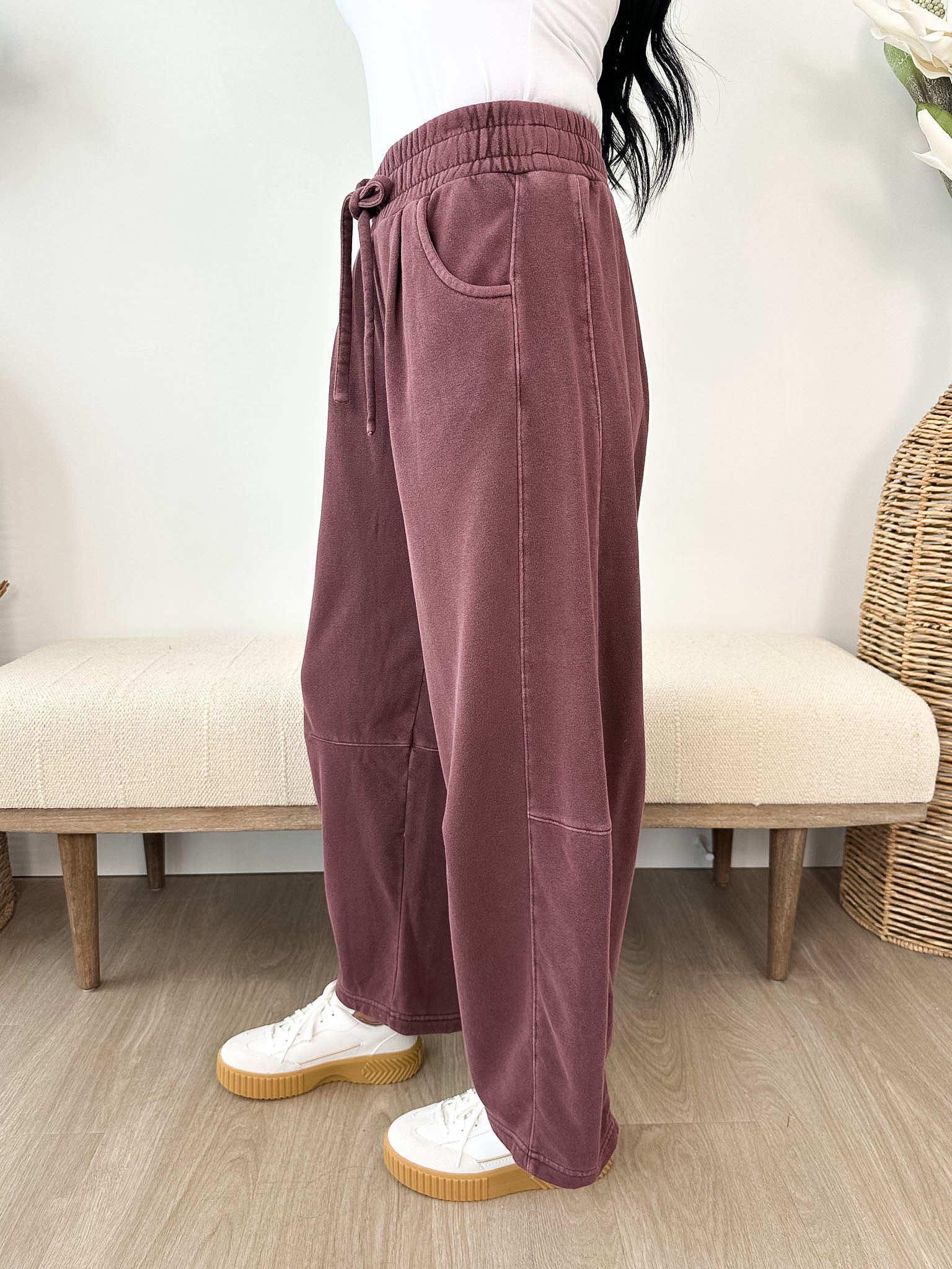 Smocked Waist Drawstring Barrel Leg Sweatpants - The Nines