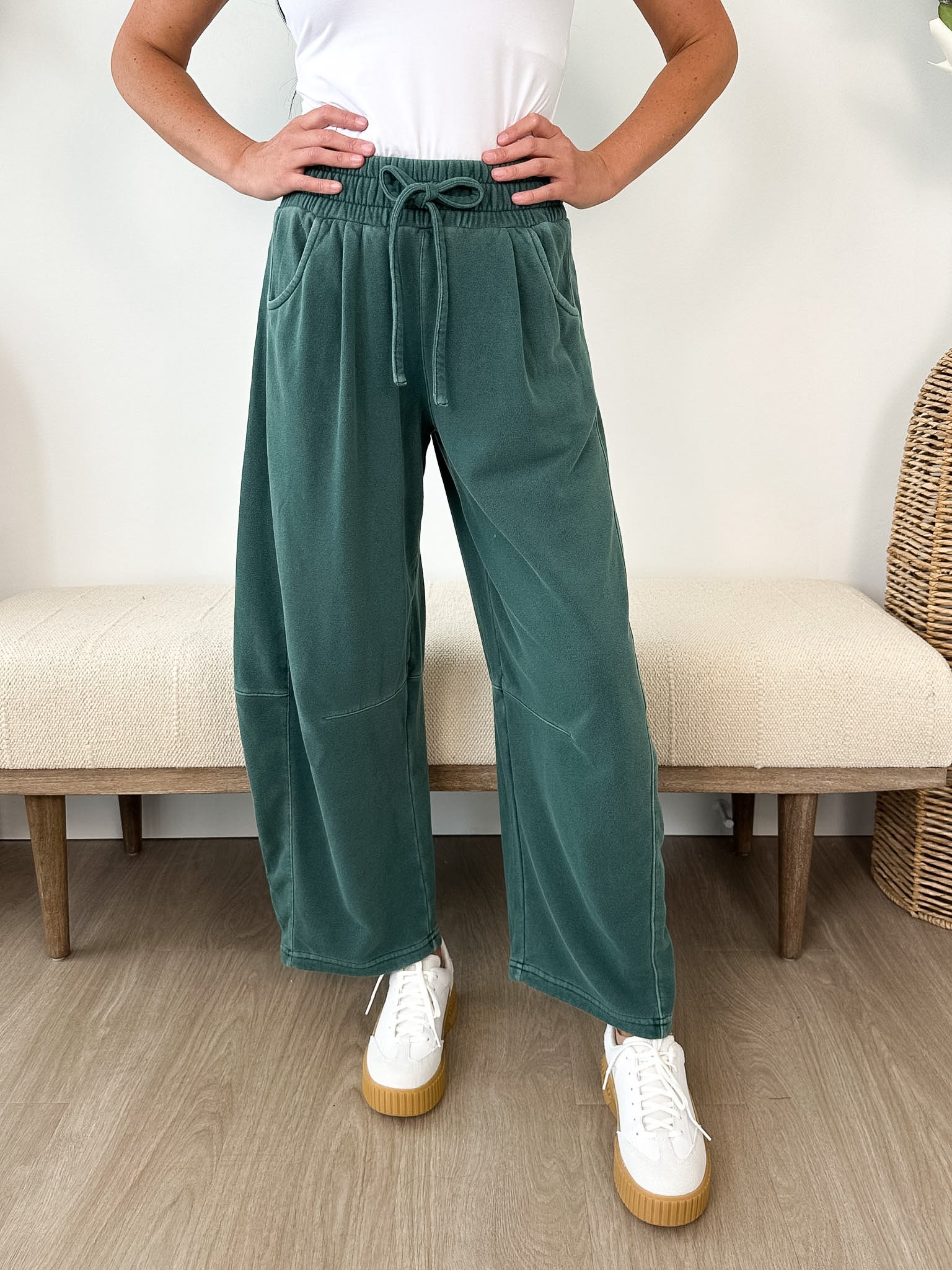 Smocked Waist Drawstring Barrel Leg Sweatpants