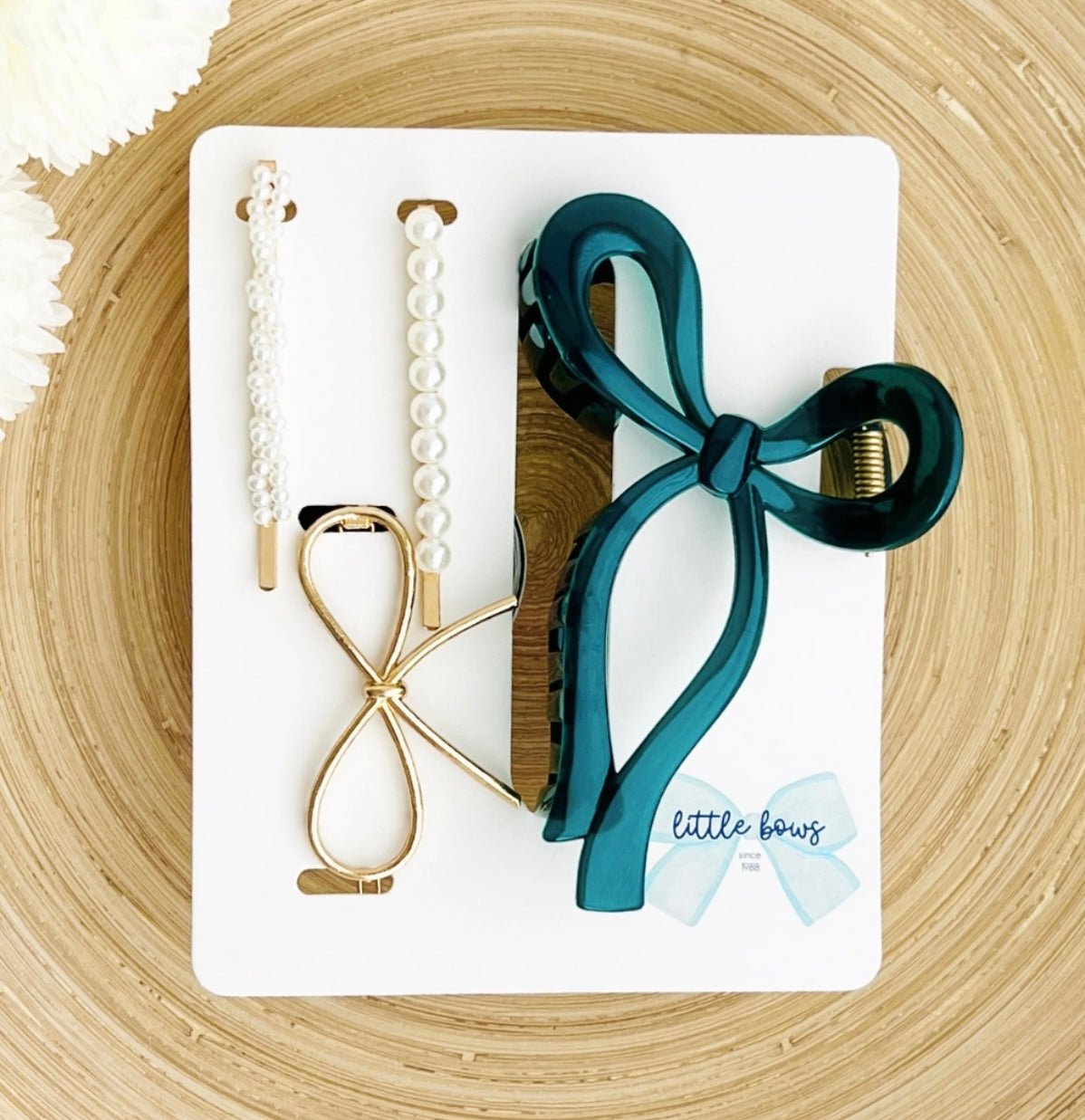 Bow & Pearl Hair Set - The Nines
