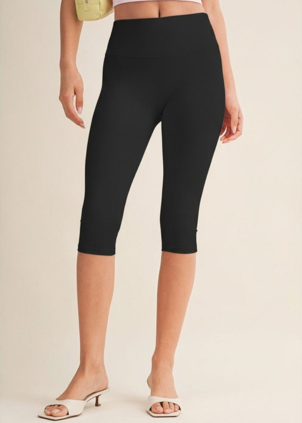 Black Capri Leggings - The Nines