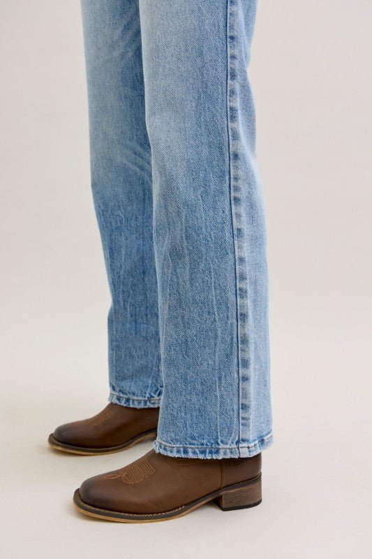 Judy Blue Mr Rigid Straight Medium Blue - 2 Lengths - The Nines