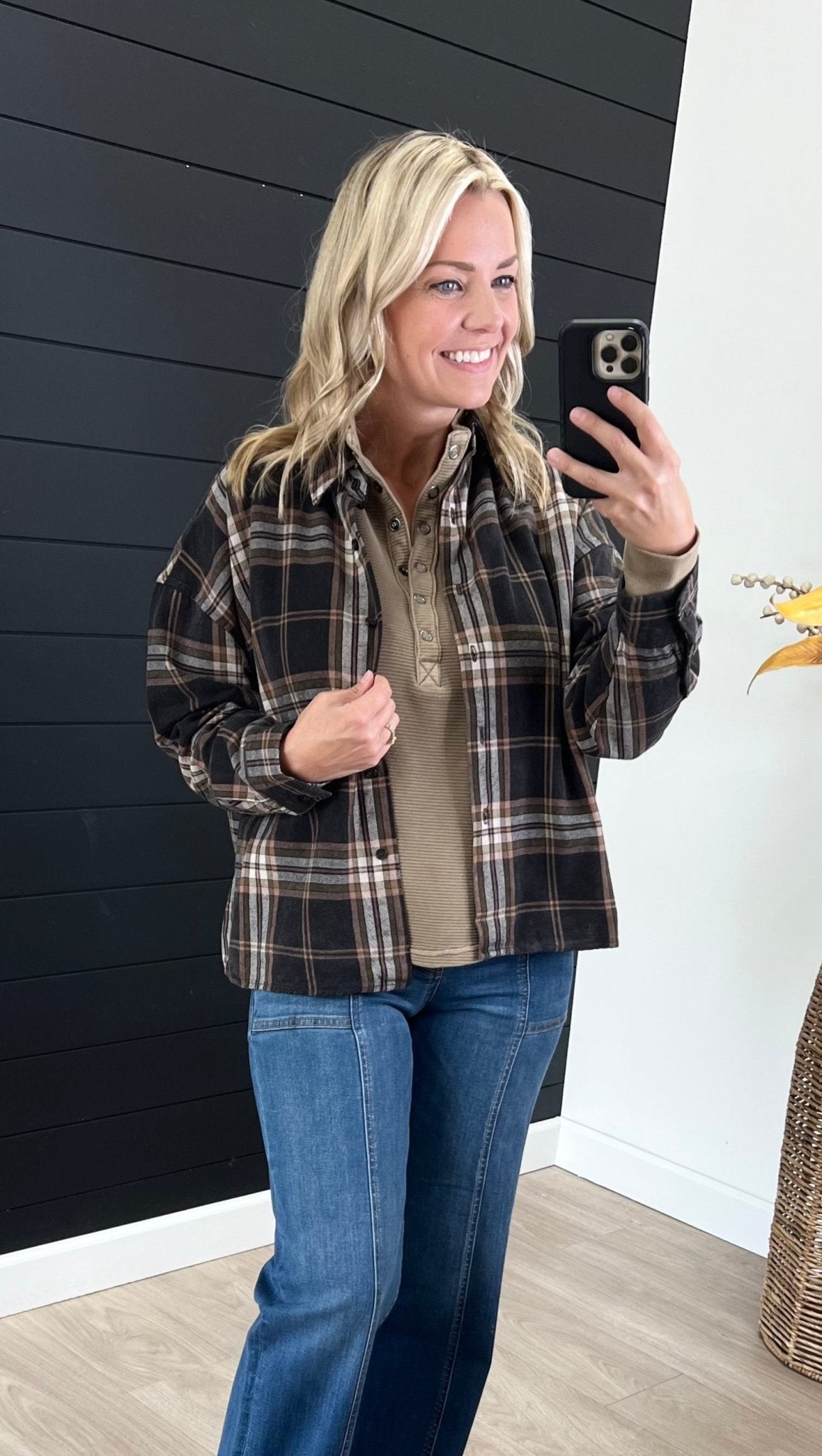Boxy Plaid Shirt - 2 Colors! - The Nines